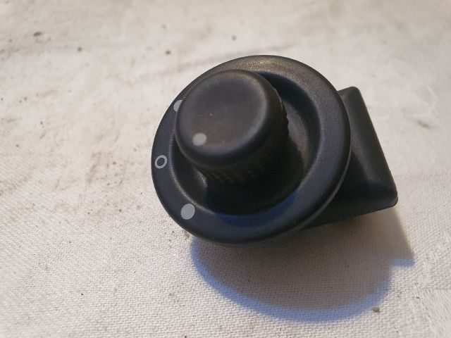 bontott RENAULT CLIO IV Tükör Kapcsoló