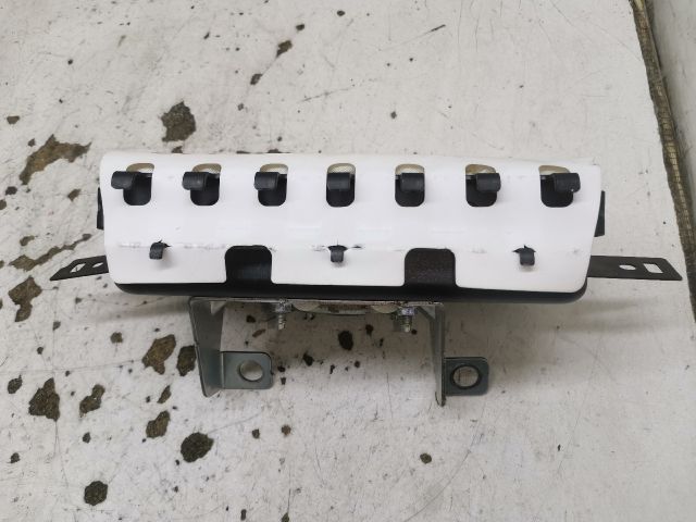 bontott RENAULT CLIO IV Utasoldali Légzsák