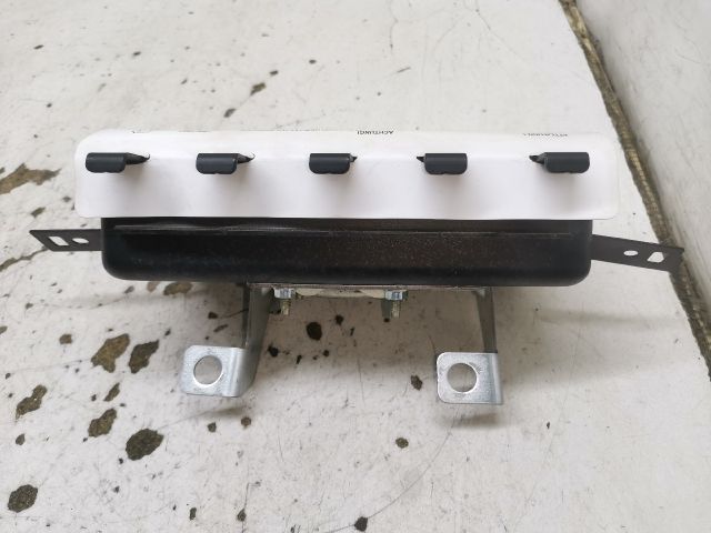 bontott RENAULT CLIO IV Utasoldali Légzsák