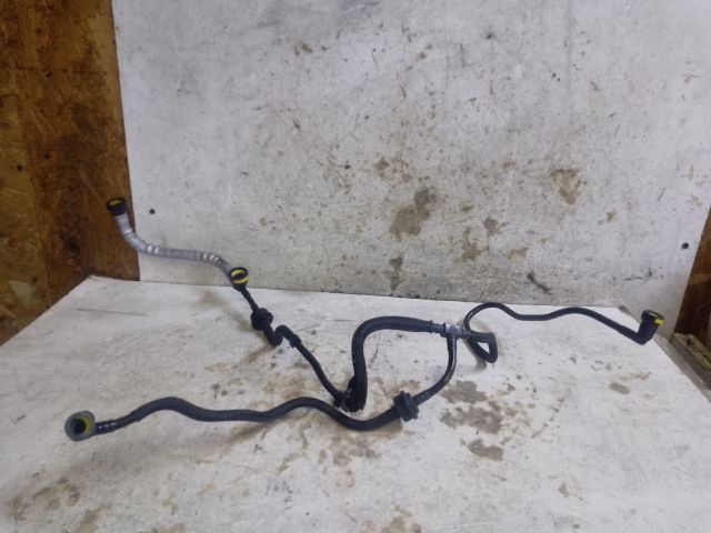 bontott RENAULT CLIO IV Üzemanyagcső