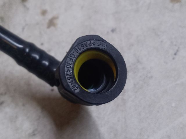 bontott RENAULT CLIO IV Üzemanyagcső