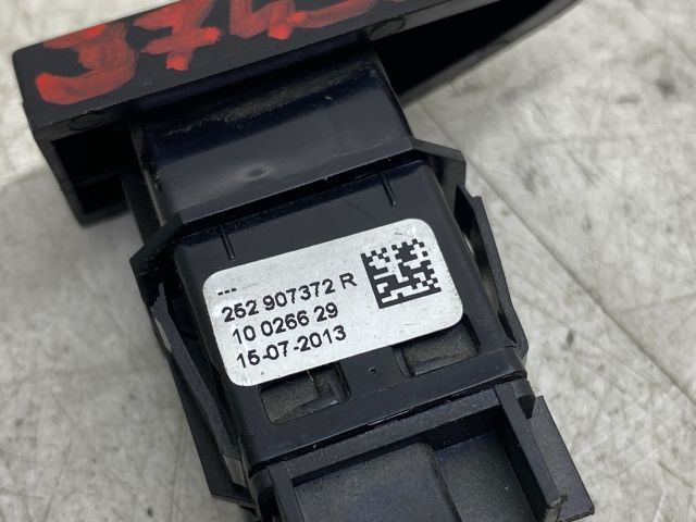 bontott RENAULT CLIO IV Vészvillogó Kapcsoló