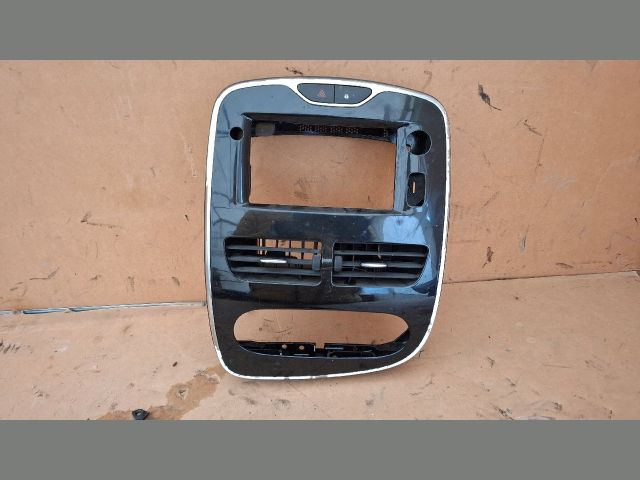 bontott RENAULT CLIO IV Vészvillogó Kapcsoló