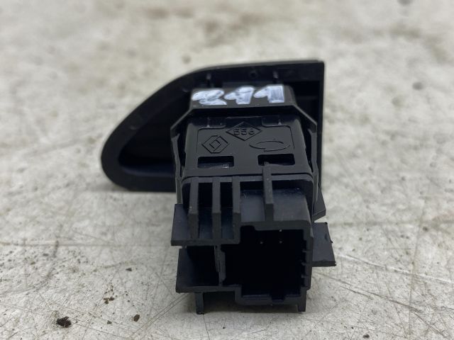 bontott RENAULT CLIO IV Vészvillogó Kapcsoló