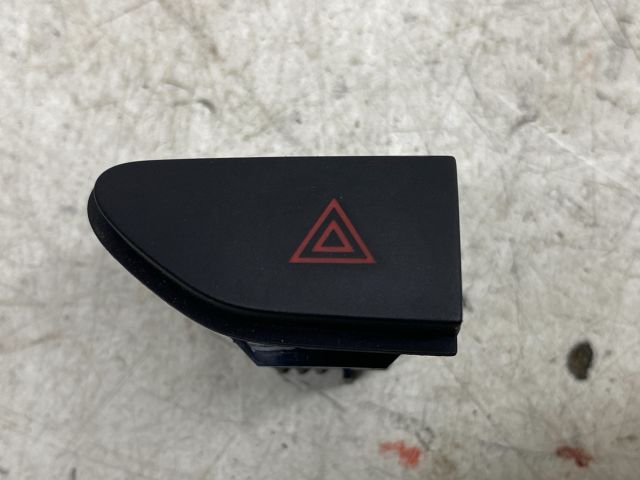 bontott RENAULT CLIO IV Vészvillogó Kapcsoló