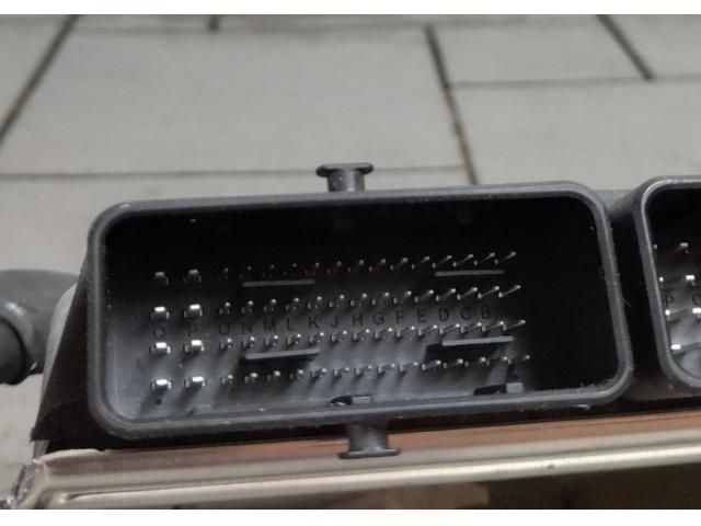 bontott RENAULT CLIO V Motorvezérlő