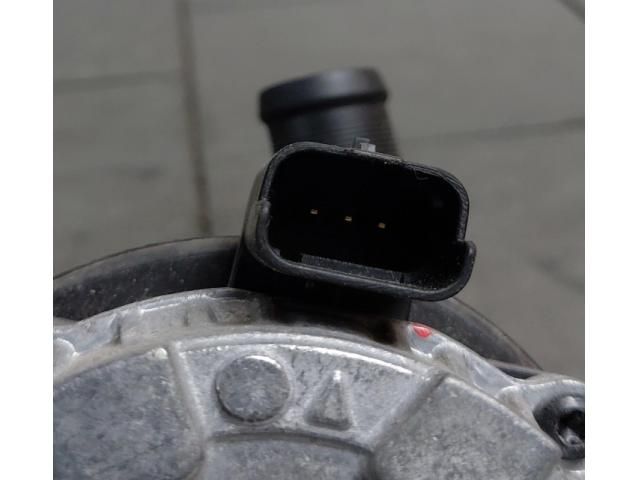 bontott RENAULT CLIO V Vízpumpa