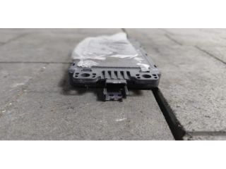 bontott RENAULT CLIO V Antenna Erősítő