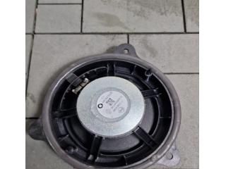 bontott RENAULT CLIO V Bal első Hangszóró