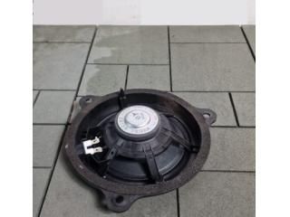 bontott RENAULT CLIO V Bal hátsó Hangszóró