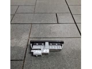 bontott RENAULT CLIO V Csomagtérajtó Kilincs