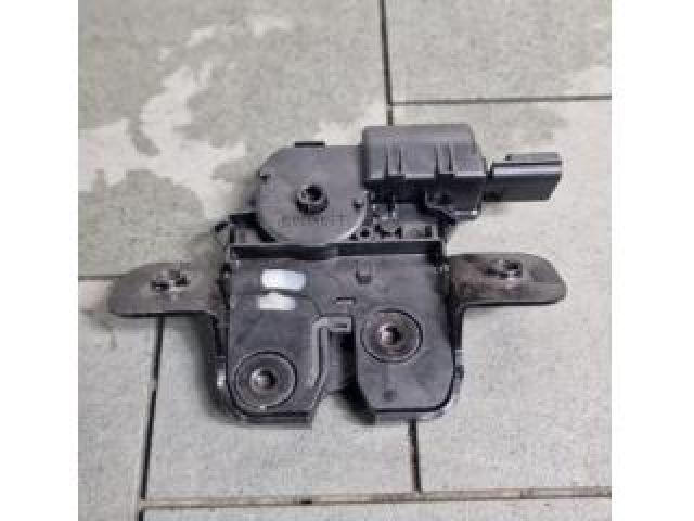 bontott RENAULT CLIO V Csomagtérajtó Zárszerkezet