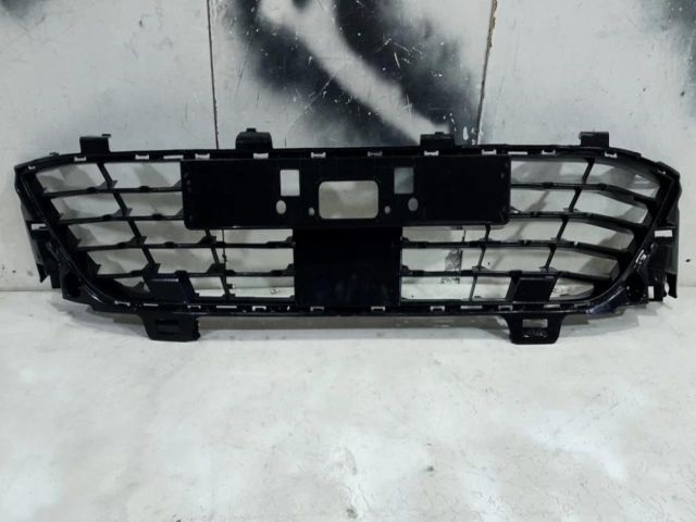 bontott RENAULT CLIO V Első Lökhárító Alsó Középső Díszrács