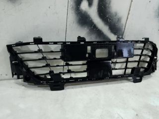 bontott RENAULT CLIO V Első Lökhárító Alsó Középső Díszrács