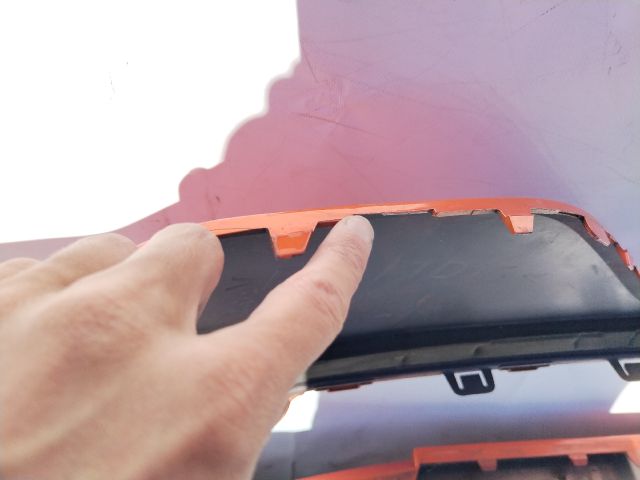 bontott RENAULT CLIO V Első Lökhárító (Üresen)