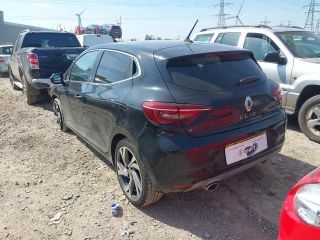 bontott RENAULT CLIO V Hátsó középső Lökhárító Tartó (Műanyag)