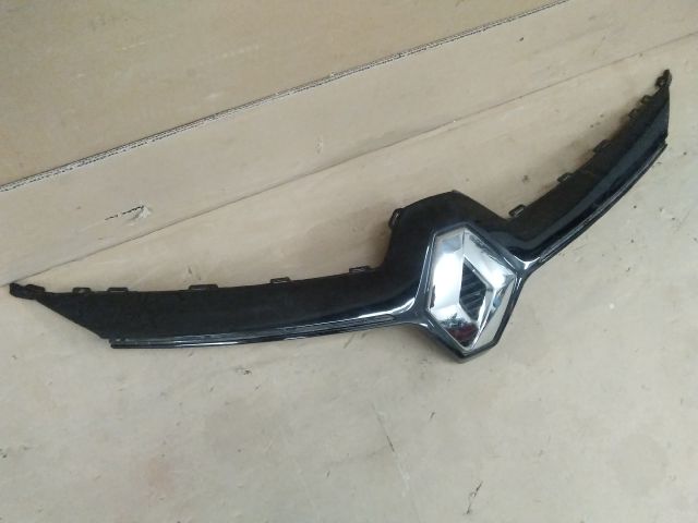 bontott RENAULT CLIO V Hűtőrács