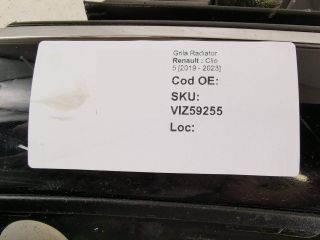 bontott RENAULT CLIO V Hűtőrács