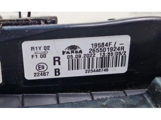 bontott RENAULT CLIO V Jobb Belső Hátsó Lámpa