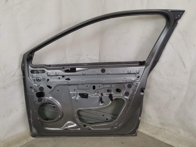 bontott RENAULT CLIO V Jobb első Ajtó (Üres lemez)