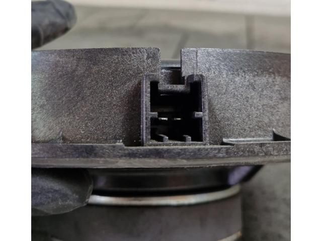 bontott RENAULT CLIO V Jobb első Hangszóró