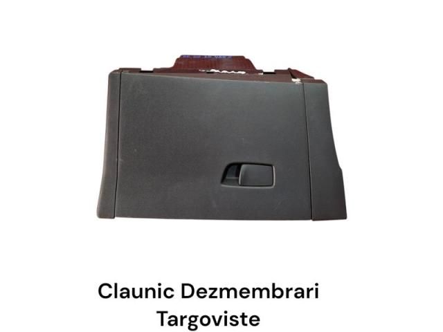 bontott RENAULT CLIO V Kesztyűtartó