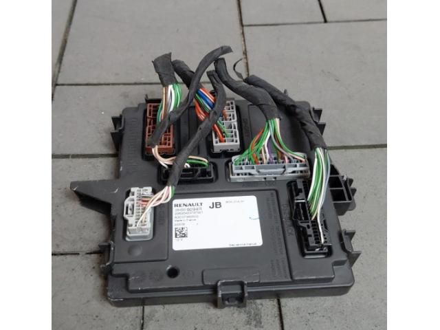 bontott RENAULT CLIO V Komfort Elektronika