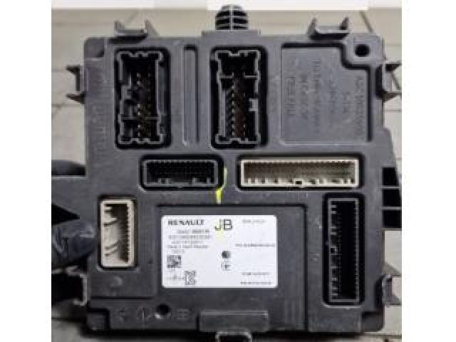 bontott RENAULT CLIO V Komfort Elektronika