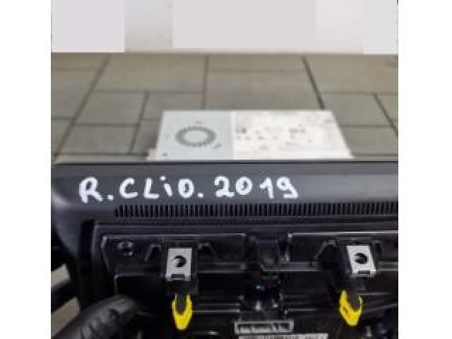 bontott RENAULT CLIO V Navigációs Fejegység