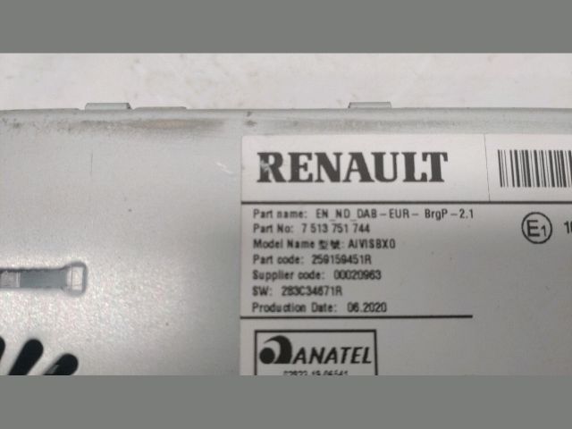 bontott RENAULT CLIO V Rádió / CD