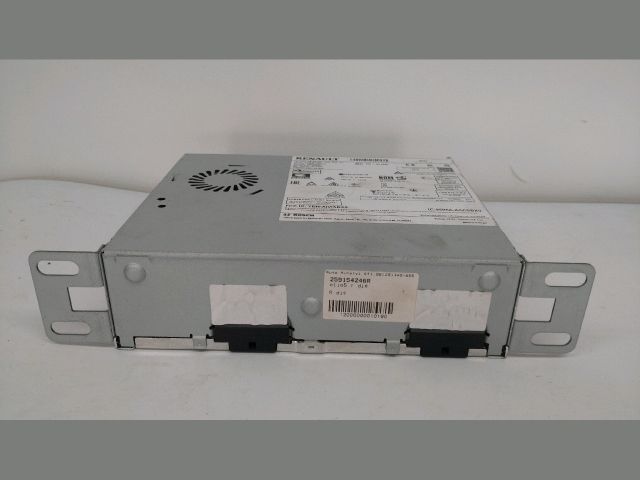 bontott RENAULT CLIO V Rádió / CD