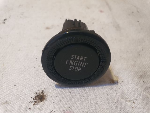 bontott RENAULT CLIO V Start / Stop Indító Gomb