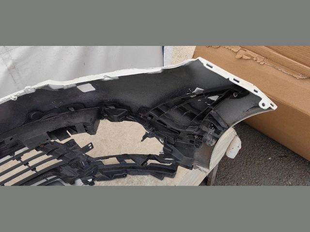 bontott RENAULT ESPACE Első Lökhárító (Üresen)