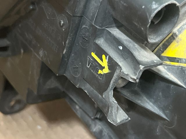 bontott RENAULT ESPACE III Bal Xenon Fényszóró