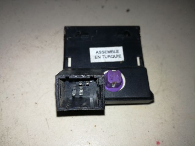 bontott RENAULT ESPACE III Fényszórómagasság Állító Kapcsoló