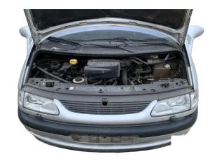 bontott RENAULT ESPACE III Jobb első Lökhárító Tartó (Műanyag)