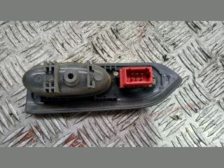 bontott RENAULT ESPACE III Jobb hátsó Ablakemelő Kapcsoló