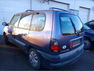 bontott RENAULT ESPACE III Tankajtó