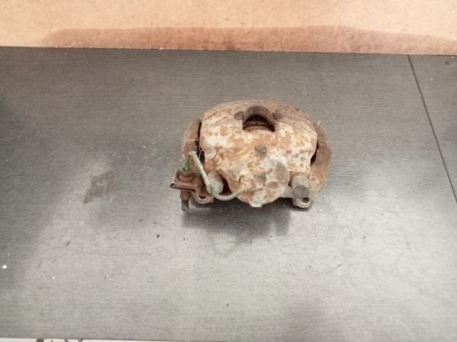 bontott RENAULT ESPACE IV Bal első Féknyereg Munkahengerrel