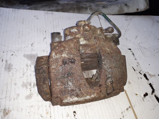 bontott RENAULT ESPACE IV Bal első Féknyereg Munkahengerrel