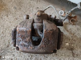 bontott RENAULT ESPACE IV Bal első Féknyereg Munkahengerrel