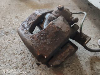 bontott RENAULT ESPACE IV Bal első Féknyereg Munkahengerrel