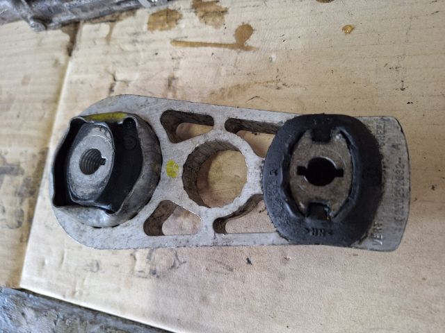 bontott RENAULT ESPACE IV Billenésgátló Bak