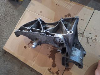 bontott RENAULT ESPACE IV Generátor Tartó Bak