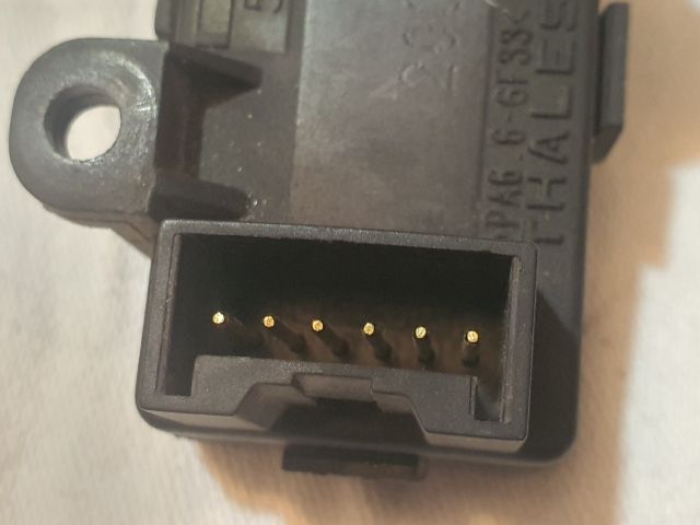 bontott RENAULT ESPACE IV Jeladó (Magában)