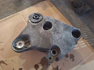 bontott RENAULT ESPACE IV Motor Tartó Bak (Fém)