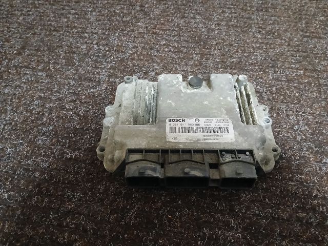 bontott RENAULT ESPACE IV Motorvezérlő