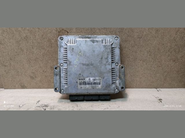 bontott RENAULT ESPACE IV Motorvezérlő