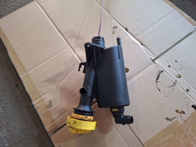 bontott RENAULT ESPACE IV Olaj Beöntő Cső