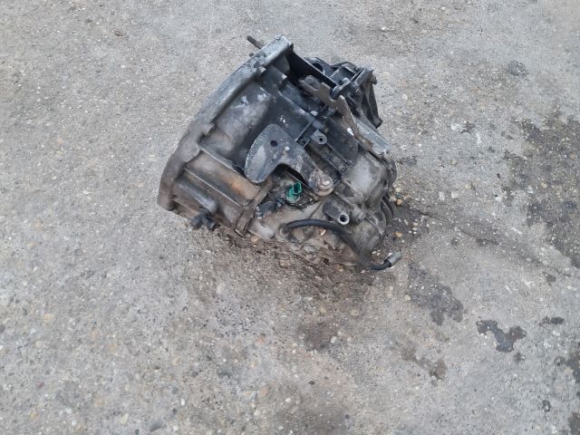 bontott RENAULT ESPACE IV Váltó (Mechanikus)